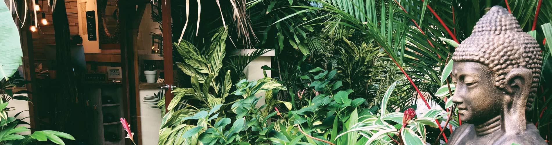 Buda-patio-imagen-de-ancho-completo-escritorio-1900x500