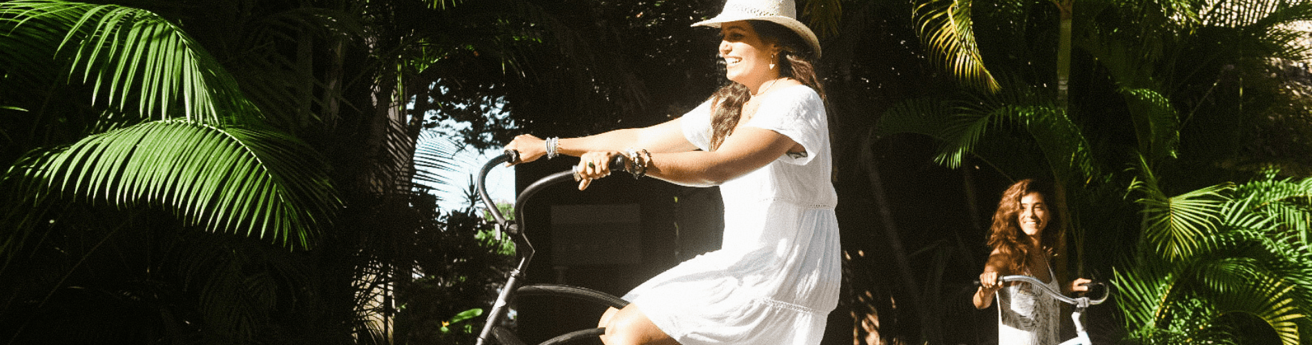 BikerGirl_1900x500