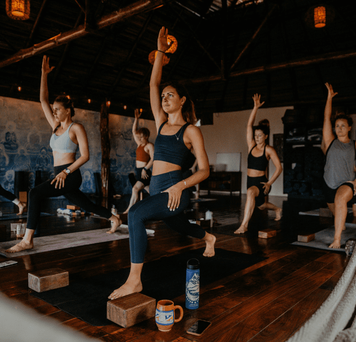 YogaLunge_730x700