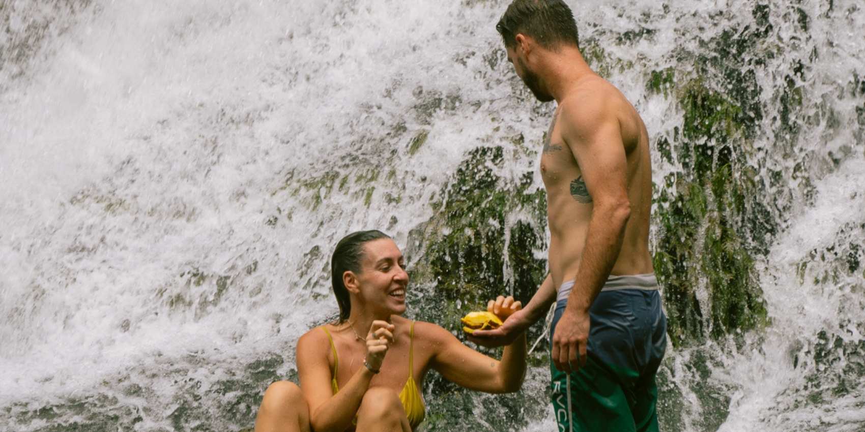 WaterfallHikeSnack_1700x850 Fresh fruit snack at Hidden Waterfall in Panama