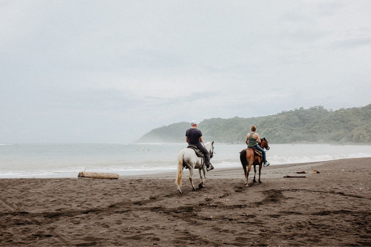 Couples Horseback Ride